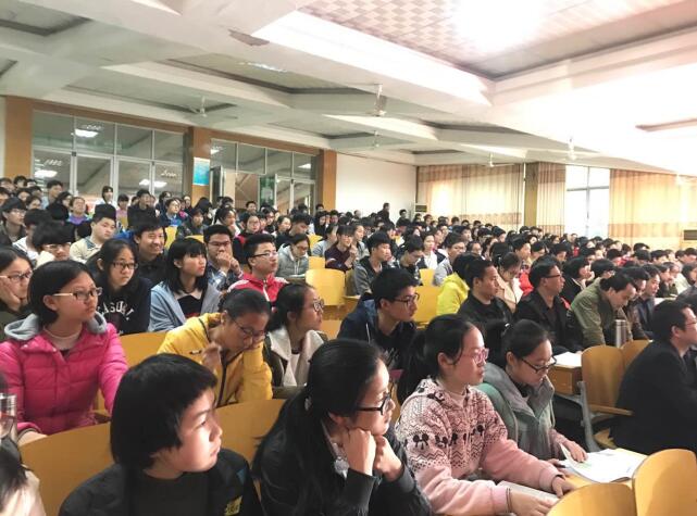 “名师帮你赢高考”大型公益活动——走进金溪第一中学